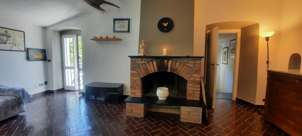 Vecchio Mulino Fontona Girasole Apartman Chiesanuova  Kültér fotó